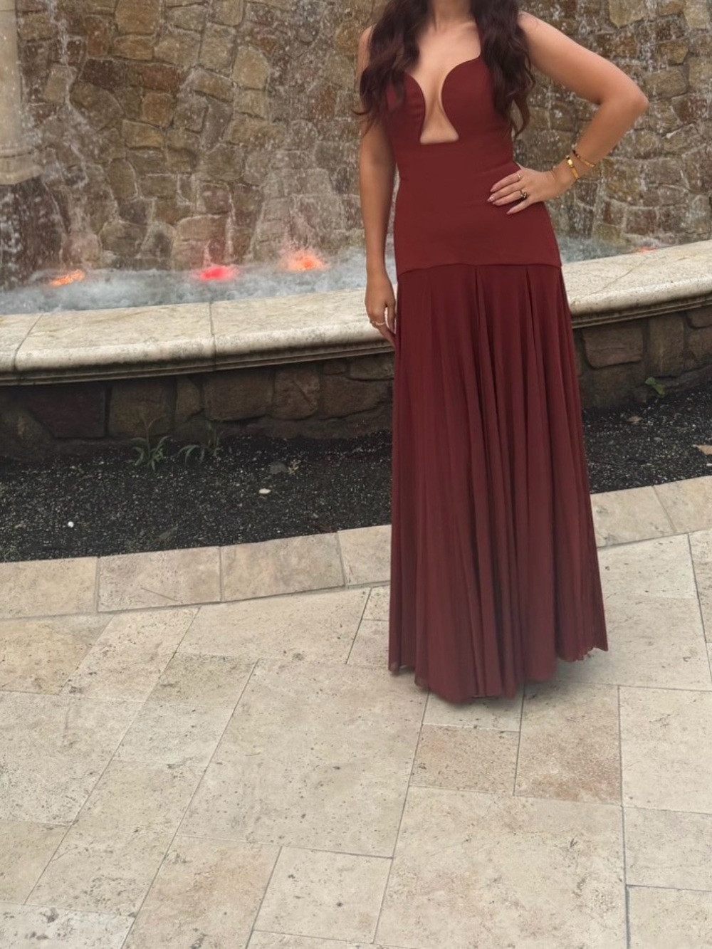CYRENE MAXI DRESS - DEEP RUST Elegant Halter Maxi Dress size S - Picture 3 of 3